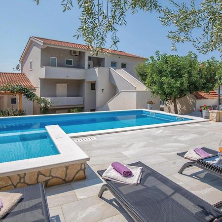 Nice Apartment In Blace With Wifi Zewnętrze zdjęcie